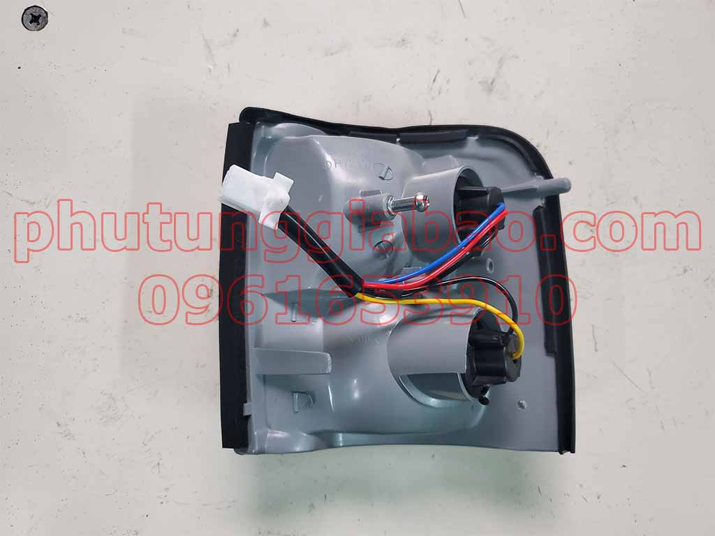 ĐÈN XIN NHAN PHẢI KIA K3000 0K70C 41050R