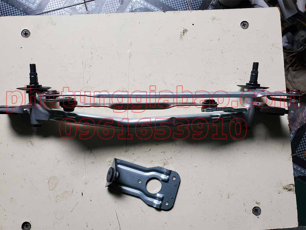Giảm sóc trướcToyota Cressida RX 81 4852022321 ( LH)